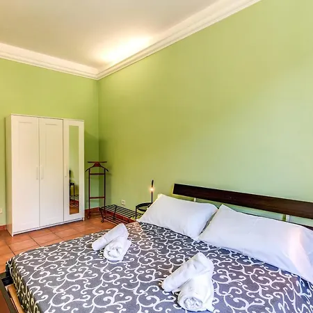 Lägenhet Lovely Flat In Testaccio Rom