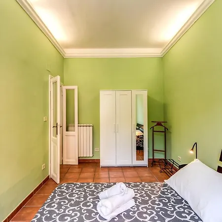 Daire Lovely Flat In Testaccio