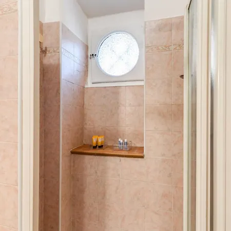 Lovely Flat In Testaccio Рим